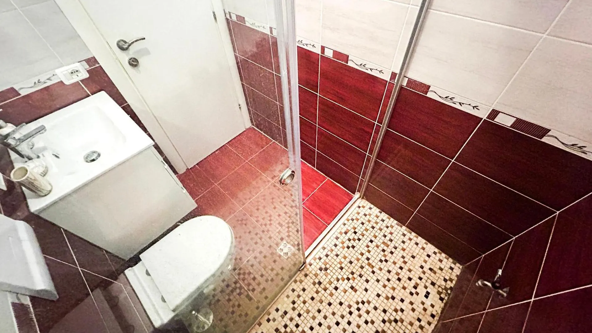 Cinco 523 Apartment Durres