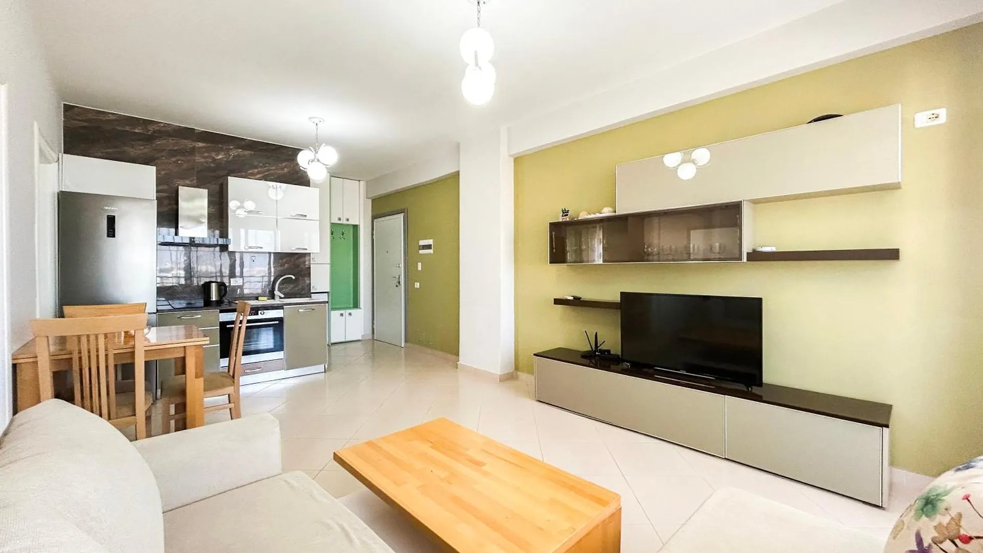 Cinco 523 Apartment Durres