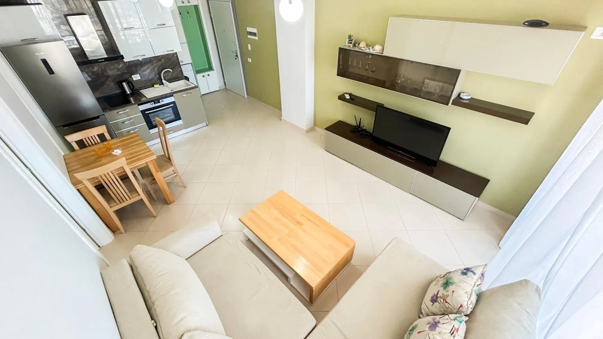 Cinco 523 Apartment Durres Albania